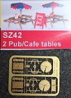 96642 N,  Pub/Cafe Tables, Tische mit Sonnenschirm, Bausatz, Messing